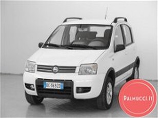 Fiat Panda 1.3 MJT 95 CV S&S 4x4 del 2016 usata a Prato