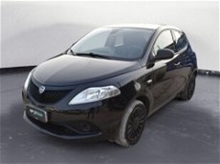 Lancia Ypsilon 1.2 69 CV 5 porte Elefantino Blu del 2018 usata a Catania