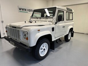 Land Rover Defender 90 turbodiesel