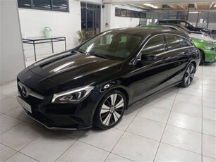 Mercedes-Benz CLA Shooting Brake 200 d Automatic Sport Night usato