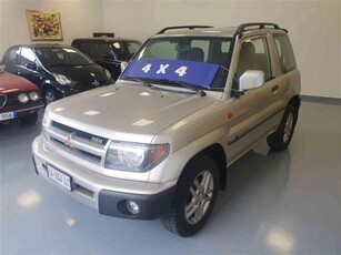 Mitsubishi Pajero 1.8 16V GDI 3 porte usato