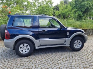 MITSUBISHI Pajero (2000-2007)