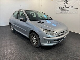 Peugeot 206 5p. Enfant Terrible usato