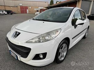 Peugeot 207 1.4 8V 75CV