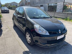 Renault Clio 1.2 16V 3 porte usato