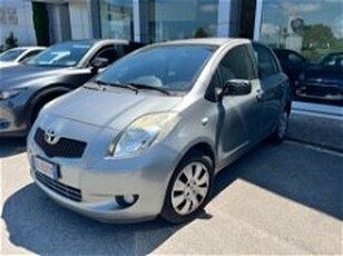 Toyota Yaris 1.0 5 porte del 2007 usata a Lucca