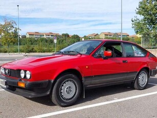 Usato 1984 Alfa Romeo GTV Benzin 160 CV (30.000 €)