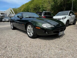 Usato 1997 Jaguar XK8 4.0 Benzin 284 CV (14.900 €)