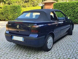 Usato 2001 VW Golf Cabriolet 2.0 Benzin 116 CV (8.900 €)