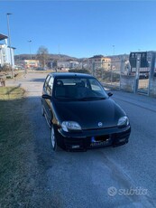 Usato 2002 Fiat Seicento 1.1 Benzin 54 CV (4.900 €)