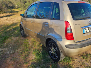 Usato 2004 Lancia Musa 1.9 Diesel (1.800 €)