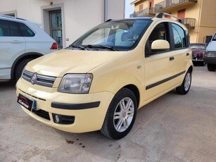 Usato 2005 Fiat Panda 1.2 Benzin 69 CV (4.900 €)