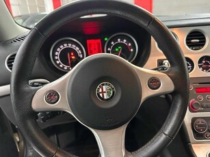 Usato 2007 Alfa Romeo Brera 2.2 Benzin 185 CV (14.100 €)