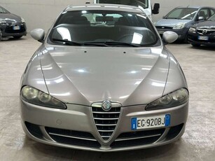 Usato 2011 Alfa Romeo 147 1.6 Benzin 105 CV (1.690 €)