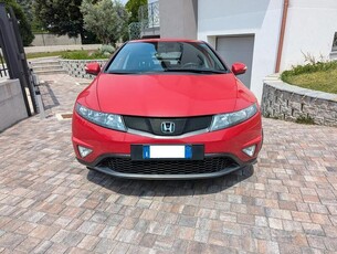 Usato 2011 Honda Civic 1.3 Benzin 99 CV (3.900 €)