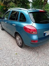 Usato 2011 Renault Clio 1.1 Benzin 58 CV (2.800 €)