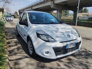 Usato 2011 Renault Clio 1.1 Benzin 75 CV (5.800 €)