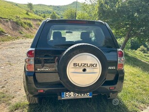 Usato 2011 Suzuki Grand Vitara 1.6 Benzin 106 CV (5.300 €)