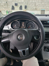 Usato 2011 VW Passat 2.0 Diesel 140 CV (6.400 €)