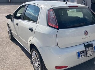 Usato 2012 Fiat Grande Punto 1.3 Diesel 75 CV (2.999 €)