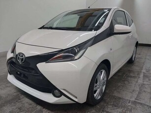 Usato 2014 Toyota Aygo 1.0 Benzin 69 CV (7.490 €)