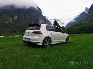 Usato 2014 VW Golf Benzin (23.900 €)