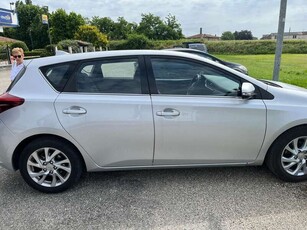 Usato 2015 Toyota Auris 1.6 Diesel 112 CV (8.900 €)