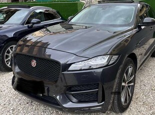 Usato 2016 Jaguar F-Pace 2.0 Diesel 179 CV (24.999 €)