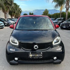 Usato 2016 Smart ForTwo Cabrio 1.0 Benzin 71 CV (12.800 €)