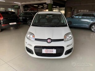 Usato 2018 Fiat Panda 1.2 Benzin 69 CV (9.400 €)