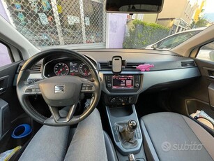 Usato 2018 Seat Arona 1.6 Benzin 95 CV (12.500 €)