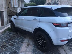 Usato 2019 Land Rover Range Rover evoque 2.0 Diesel 150 CV (29.000 €)