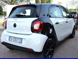 Usato 2019 Smart ForFour 1.0 Benzin 71 CV (9.990 €)