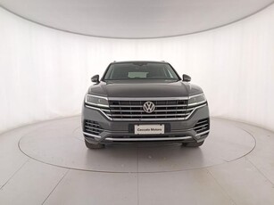 Usato 2019 VW Touareg 3.0 Diesel 231 CV (40.800 €)