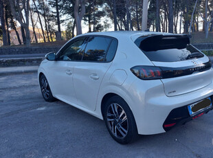 Usato 2020 Peugeot 208 1.2 Benzin 100 CV (15.700 €)