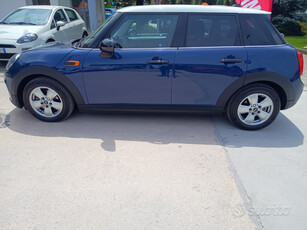 Usato 2023 Mini Cooper D 1.5 Diesel 95 CV (12.500 €)