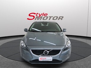 Volvo V40 D2