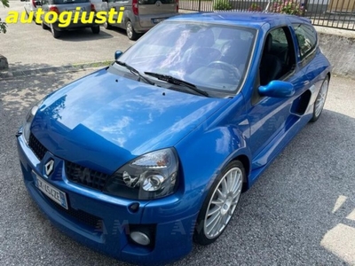Renault Clio 3.0 V6 24V cat 3 porte Renault Sport usato