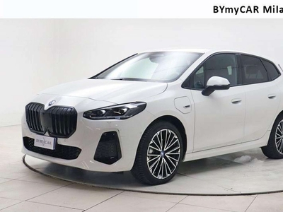 BMW 225e Active Tourer e xDrive 180 kW