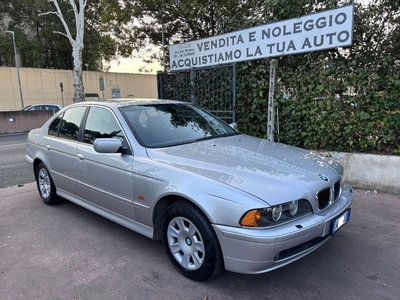 BMW 520i