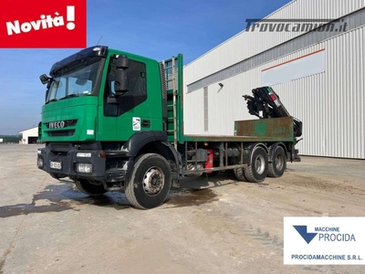 IVECO TRAKKER 360 / 260T36 CASSONE FISSO E GRU