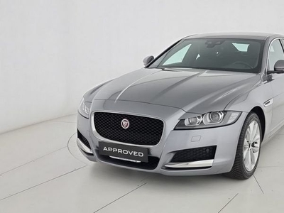 Jaguar XF 2.0 D 180 CV aut. Pure