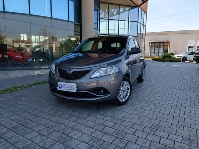 Lancia Ypsilon 1.2 69 CV