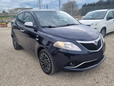 Lancia Ypsilon 1.3 MJT