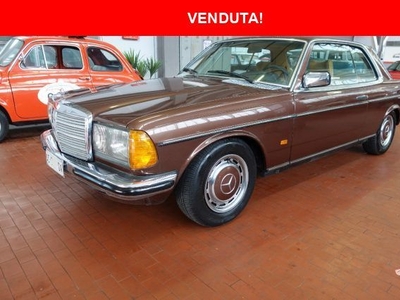 MERCEDES-BENZ 230 C - venduta Sig. Alberto