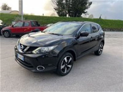 Nissan Qashqai 1.5 dCi Tekna del 2017 usata a Lucca