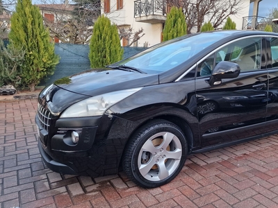 Peugeot 3008 2.0 HDi 150CV