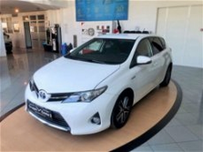 Toyota Auris 1.8 Hybrid Active Plus del 2014 usata a Novi Ligure