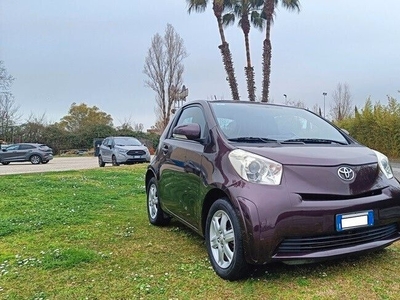 Toyota iQ 1.0 Multidrive