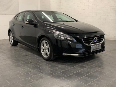 Volvo V40 D2